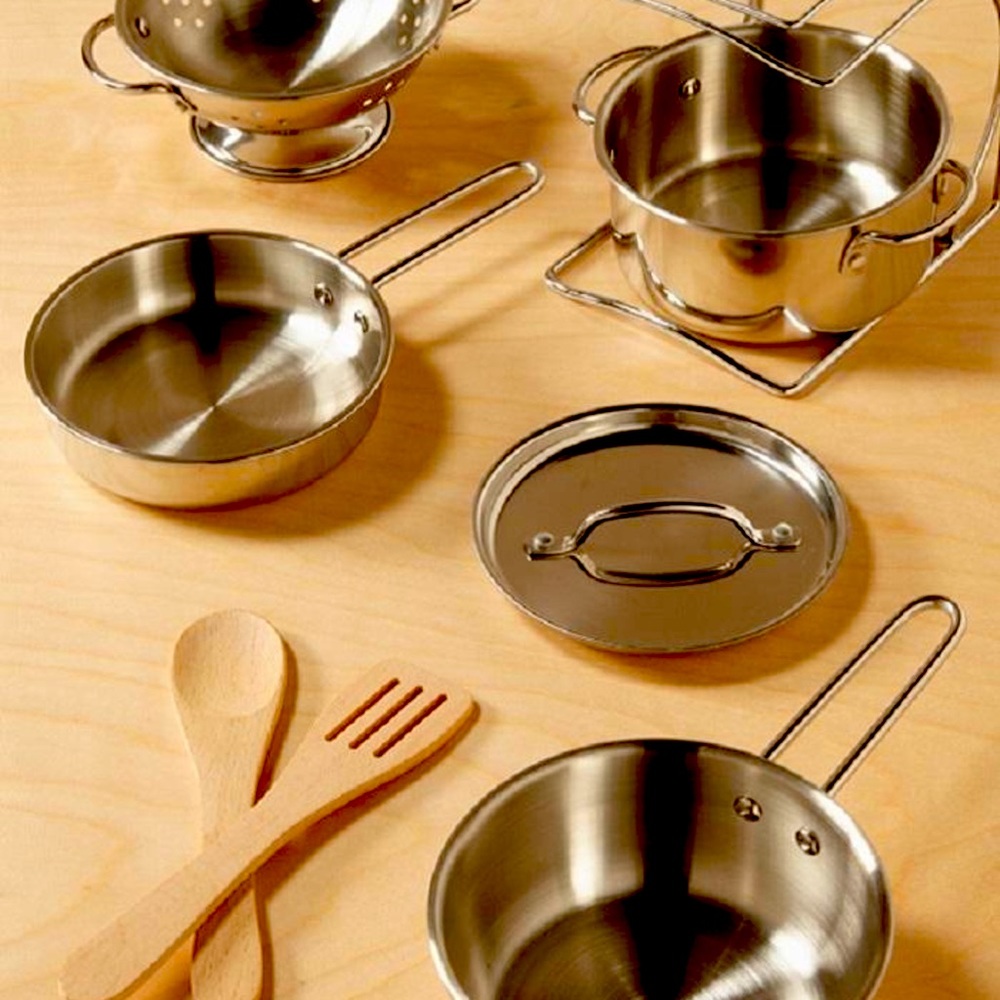 7 piece stainless steel toy pot and pants set **NEW NEVER OPENED**